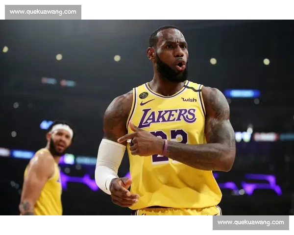 湖人对阵热火比分表全面回顾比赛走势与关键数据解析赛场表现亮点